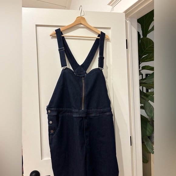 NWT Universal Standard Indigo Denim Overalls - Picture 4 of 10